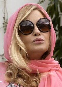 Actor Jennifer Coolidge Thumbnail